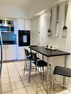 The Tides by Miami Te Espera