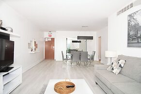 The Tides by Miami Te Espera