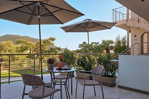 Prima Vista Beachfront Boutique Hotel