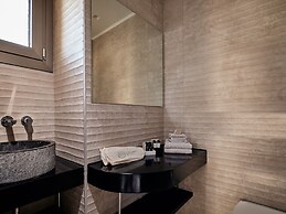 Prima Vista Beachfront Boutique Hotel