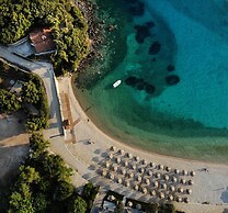 Prima Vista Beachfront Boutique Hotel