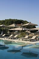 Prima Vista Beachfront Boutique Hotel