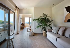 Prima Vista Beachfront Boutique Hotel