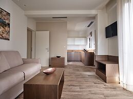 Prima Vista Beachfront Boutique Hotel