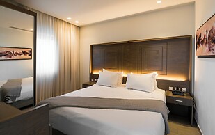 Prima Vista Beachfront Boutique Hotel