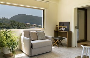 Prima Vista Beachfront Boutique Hotel