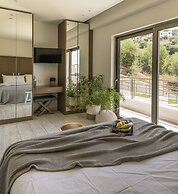 Prima Vista Beachfront Boutique Hotel