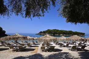 Prima Vista Beachfront Boutique Hotel