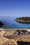 Prima Vista Beachfront Boutique Hotel