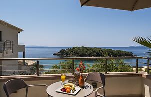 Prima Vista Beachfront Boutique Hotel