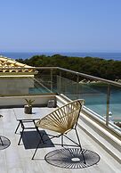 Prima Vista Beachfront Boutique Hotel