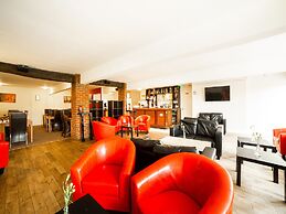 OYO White Horse Lodge Hotel, East Thirsk