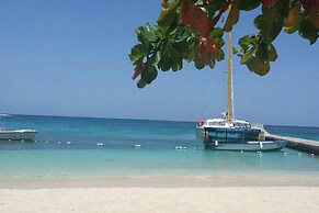 Bay Pointe Freeport 1BD Apartment OLR