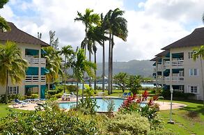 Bay Pointe Yacht Club 2BD Apartment OLR