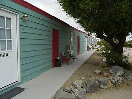 Marine Motel