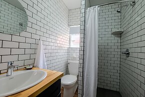 Aqua Vista Beachfront Suites