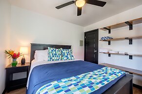 Aqua Vista Beachfront Suites