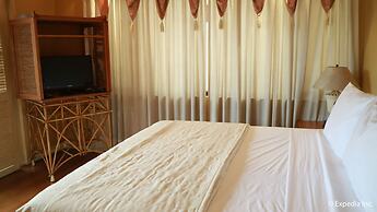 Sophia Suites Residence Hotel