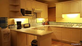 Sophia Suites Residence Hotel