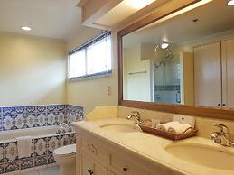 Sophia Suites Residence Hotel