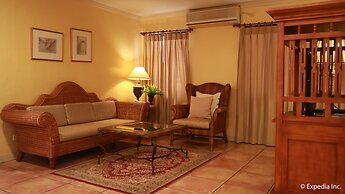 Sophia Suites Residence Hotel