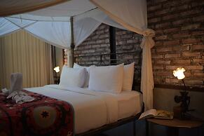 Taman Nauli Bed & Breakfast