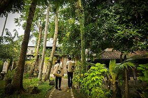 Taman Nauli Bed & Breakfast