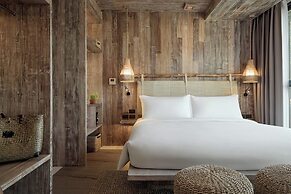 Dinso Resort & Villas Phuket, Vignette Collection by IHG