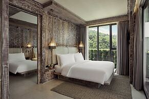 Dinso Resort & Villas Phuket, Vignette Collection by IHG