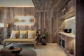 Dinso Resort & Villas Phuket, Vignette Collection by IHG