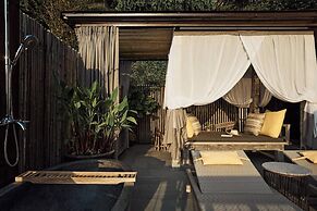 Dinso Resort & Villas Phuket, Vignette Collection by IHG