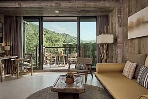 Dinso Resort & Villas Phuket, Vignette Collection by IHG