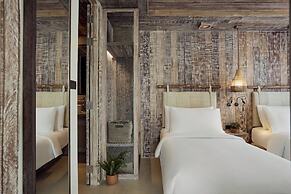 Dinso Resort & Villas Phuket, Vignette Collection by IHG