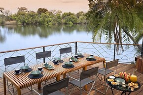 Thorntree River Lodge