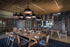 Thorntree River Lodge