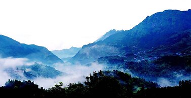 Huangshan Castle In The Sky Hotel