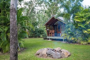 Airlie Beach Eco Cabins - Adults only