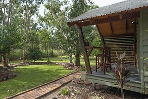 Airlie Beach Eco Cabins - Adults only