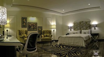 5th Avenue Hotel