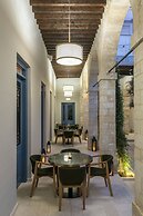 S Paul Hotel