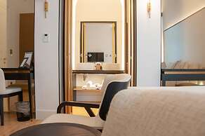 S Paul Hotel