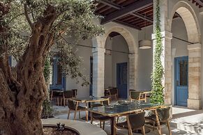 S Paul Hotel