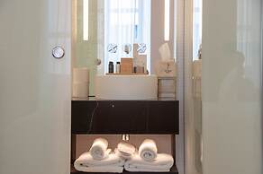 S Paul Hotel
