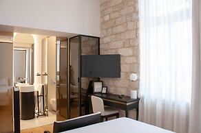 S Paul Hotel