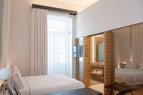S Paul Hotel