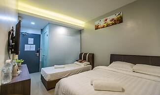U Plus Budget Hotel