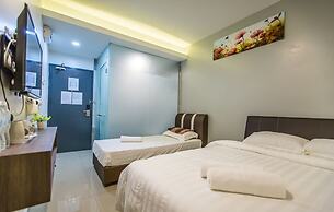 U Plus Budget Hotel