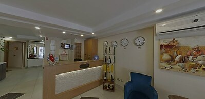 Apameia Hotel