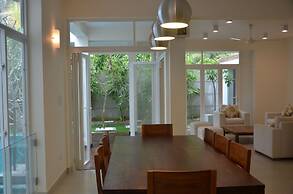 Anchorage Villa