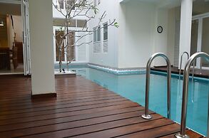Anchorage Villa